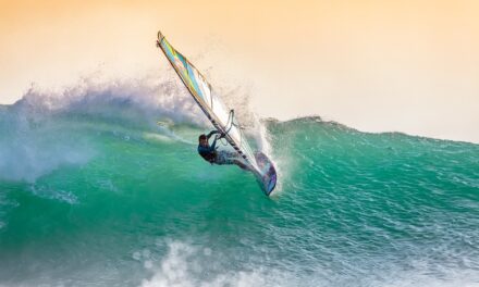 Mallorca windsurf: Naturaleza y deporte
